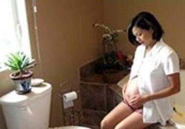 广州去自己找供卵~广州选择供卵试管~，孕晚期尿裤子必知四原因